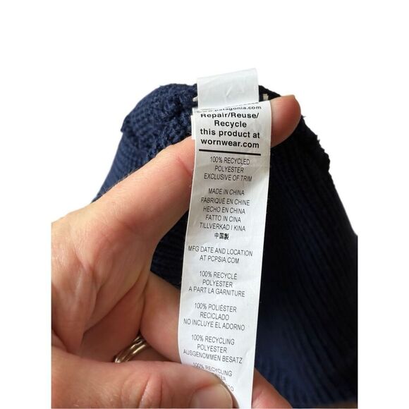 PATAGONIA Big KIDS LOGO BEANIE fits All  Navy Blue - Picture 5 of 7